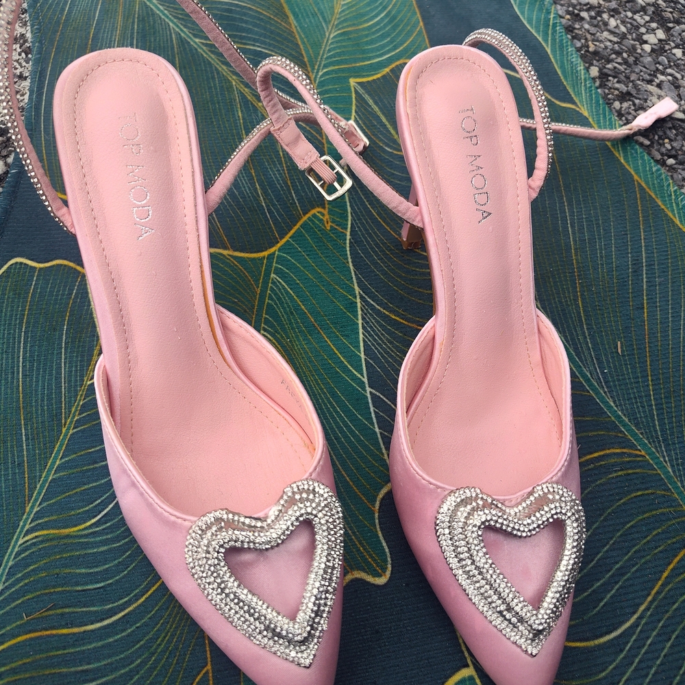 TOP Moda Pink Heart-Embellished Slingback Mules